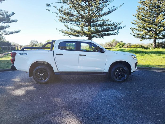 2025 Isuzu D-MAX X-RIDER