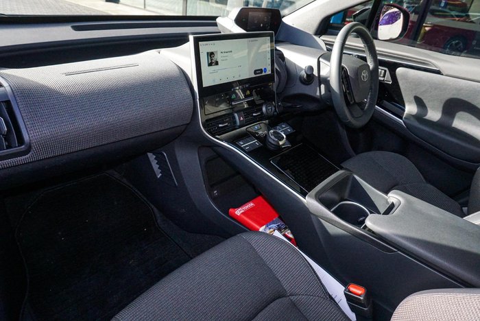 2024 Toyota bZ4X