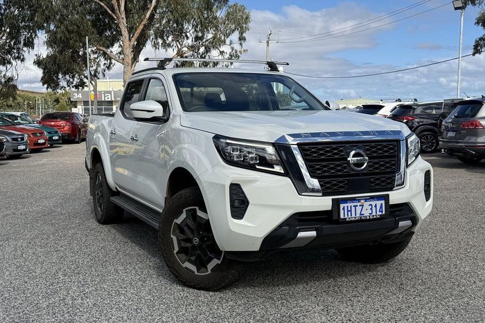 2023 Nissan Navara