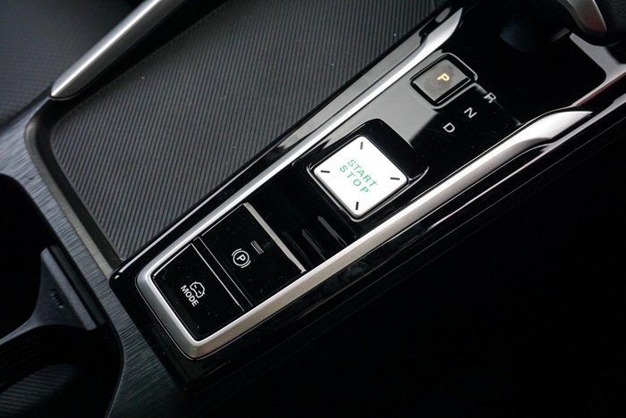 2025 MG ZS Essence Turbo