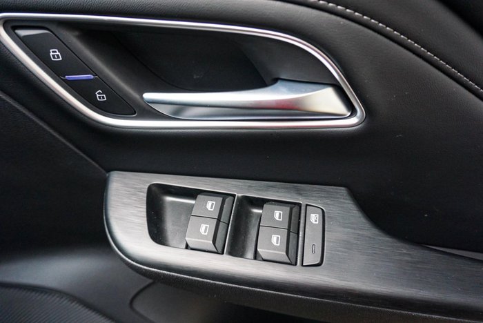 2025 MG ZS Essence Turbo