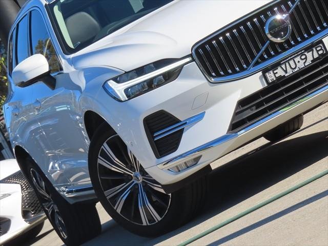 2022 Volvo XC60 Ultimate B5 Bright