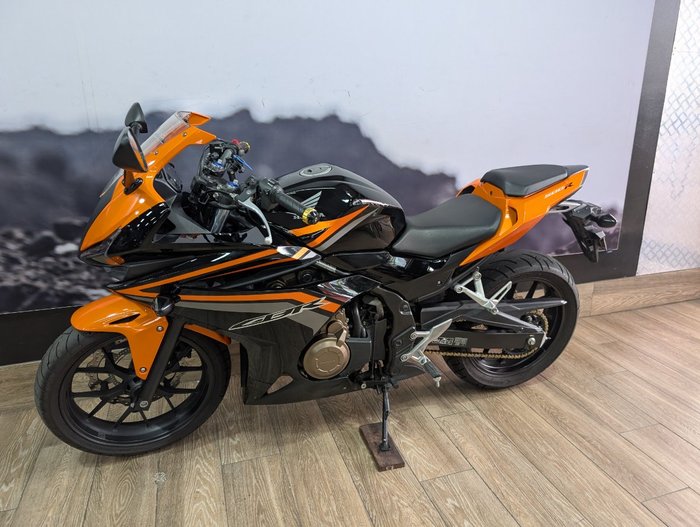 2017 Honda CBR500R BLACK/ORANGE