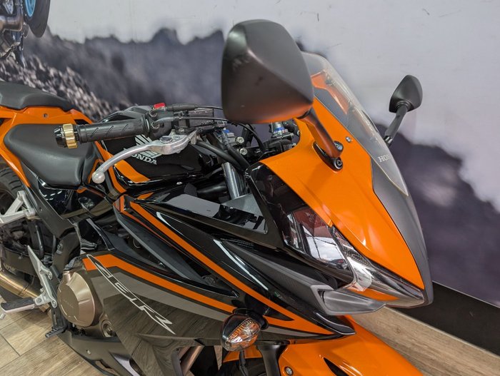 2017 Honda CBR500R BLACK/ORANGE