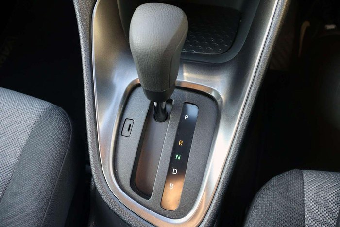 2024 Toyota Yaris Ascent Sport Hybrid