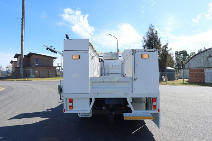 2017 Isuzu N Series