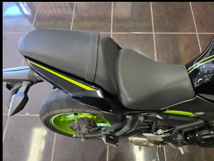 2024 Kawasaki Z650L (LAMS) BLACK