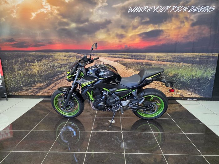 2024 Kawasaki Z650L (LAMS) BLACK