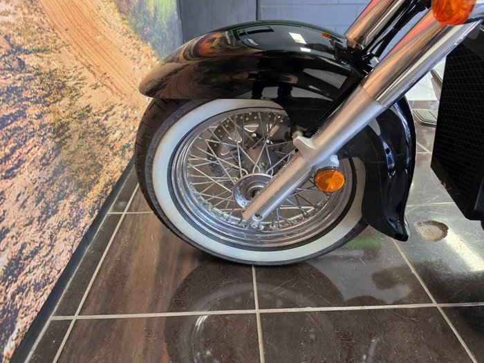 2015 Suzuki VL800 (BOULEVARD C50) BLACK