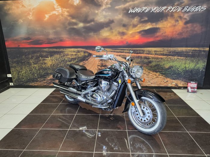 2015 Suzuki VL800 (BOULEVARD C50) BLACK
