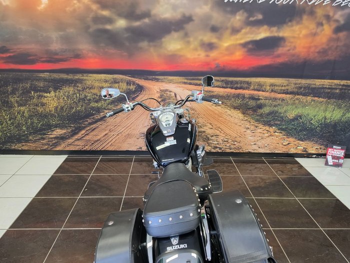 2015 Suzuki VL800 (BOULEVARD C50) BLACK