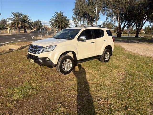2015 Isuzu MU-X LS-T