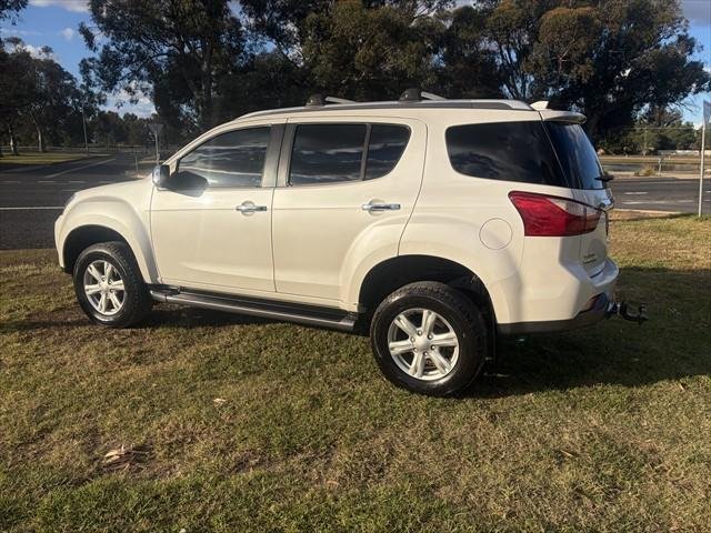 2015 Isuzu MU-X LS-T