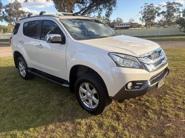 2015 Isuzu MU-X