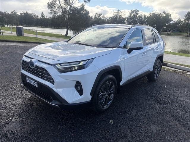 2024 Toyota RAV4 GXL