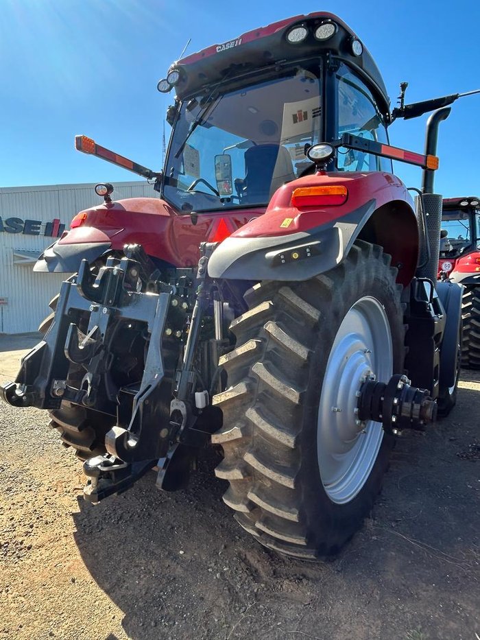 2024 CASE IH Magnum 400