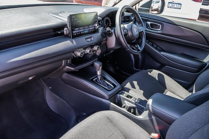 2025 Honda HR-V Vi X