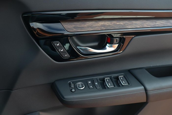 2024 Honda CR-V VTi LX