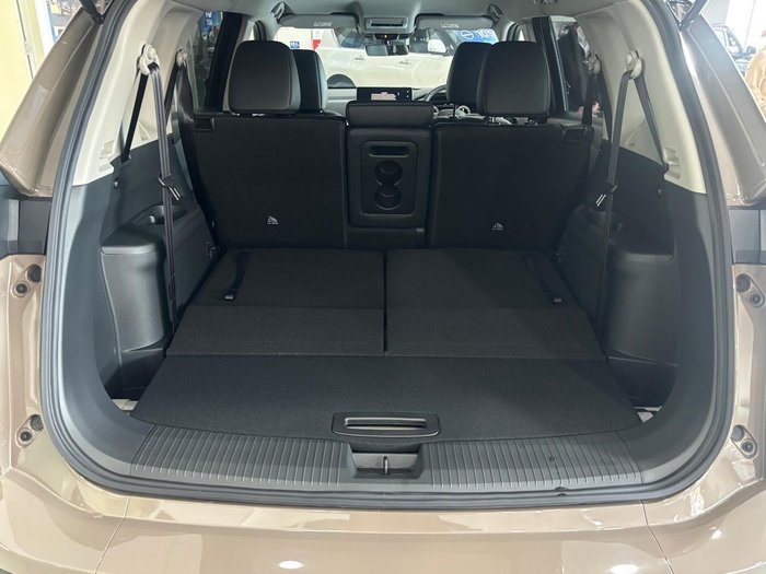 2026 Nissan X-TRAIL Rock Creek T33 Baja Storm/Black Roof