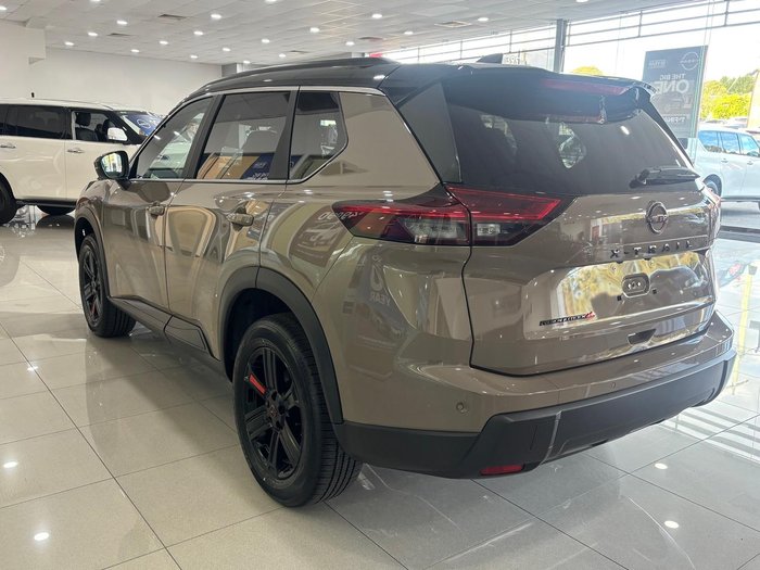 2026 Nissan X-TRAIL Rock Creek T33 Baja Storm/Black Roof