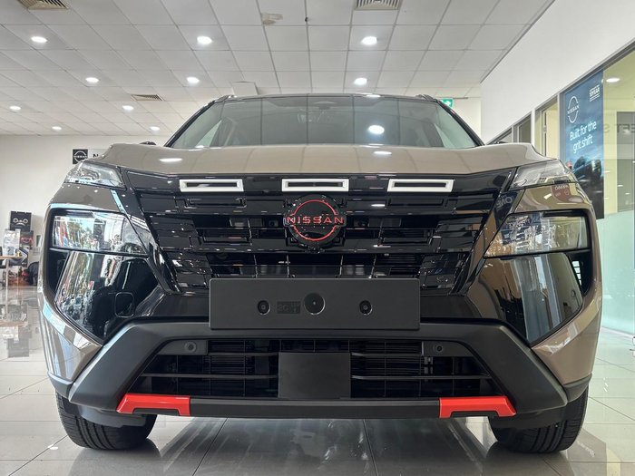 2026 Nissan X-TRAIL Rock Creek T33 Baja Storm/Black Roof