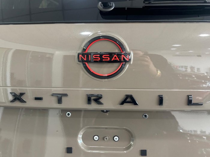 2026 Nissan X-TRAIL Rock Creek T33 Baja Storm/Black Roof