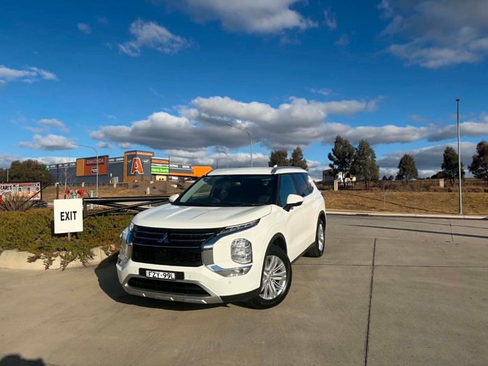 2023 Mitsubishi Outlander