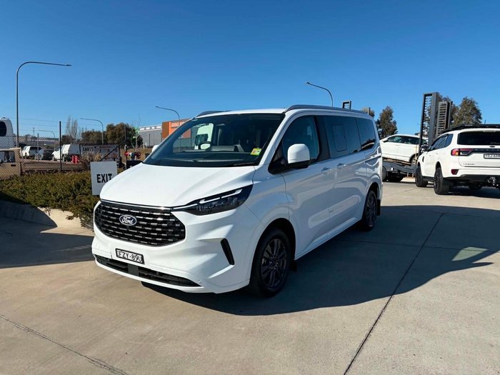 2025 Ford Tourneo Titanium X