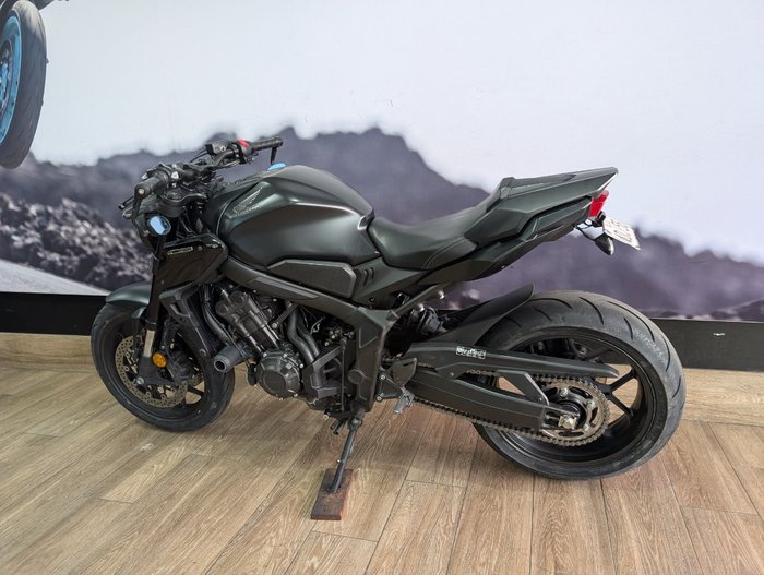 2023 Honda CB650R Black