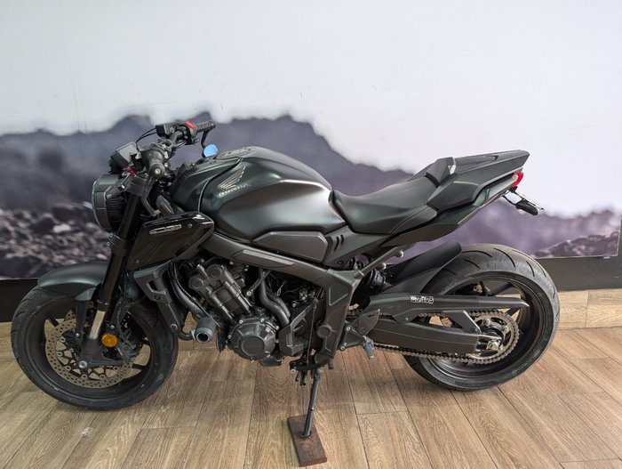 2023 Honda CB650R Black