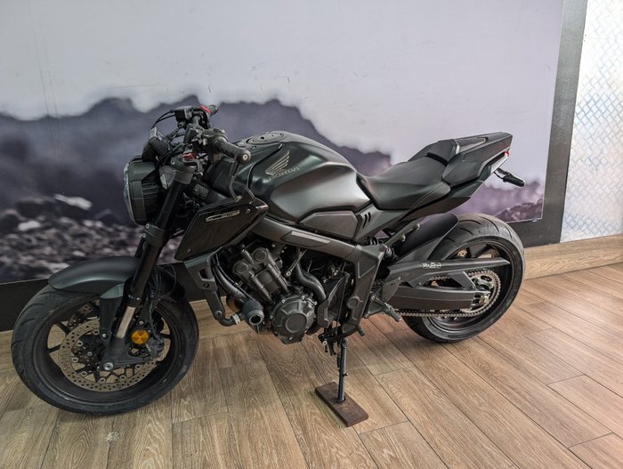 2023 Honda CB650R Black