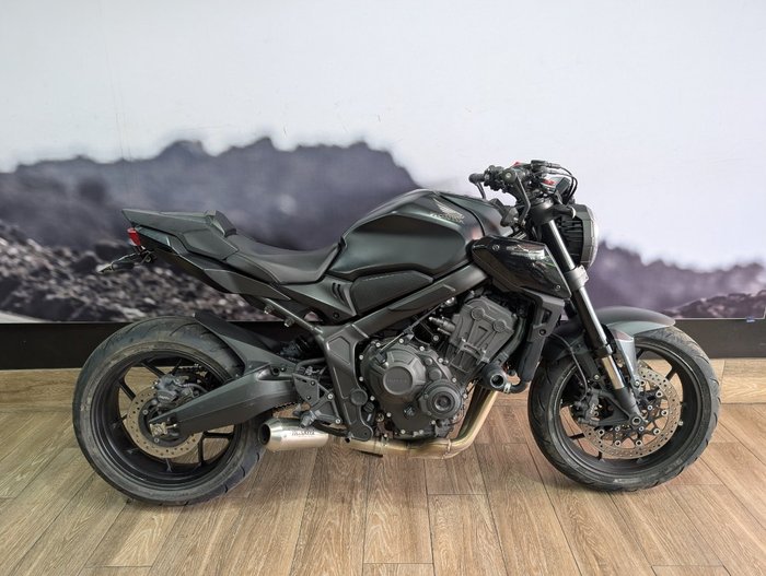 2023 Honda CB650R Black