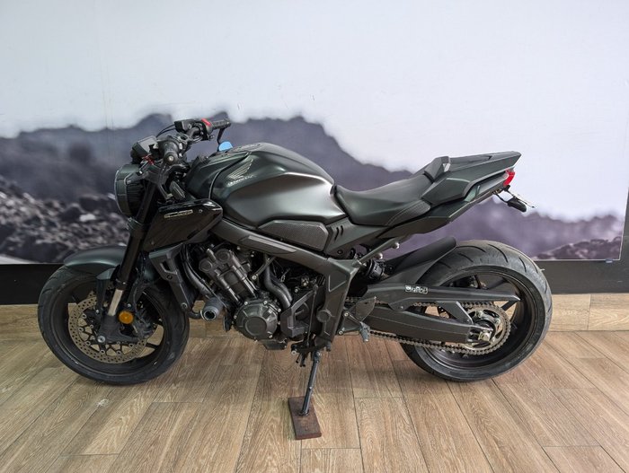 2023 Honda CB650R Black
