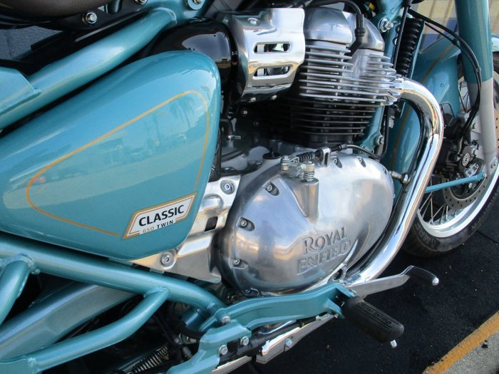 2025 ROYAL ENFIELD (SEE ALSO ENFIEL CLASSIC 650 BLUE