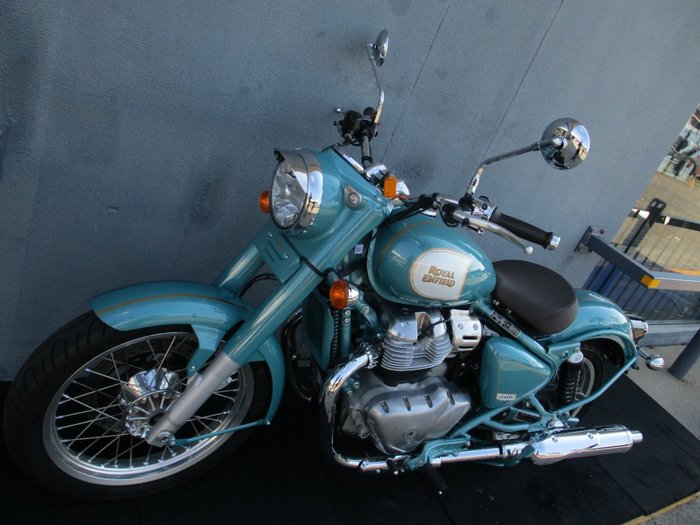 2025 ROYAL ENFIELD (SEE ALSO ENFIEL CLASSIC 650 BLUE