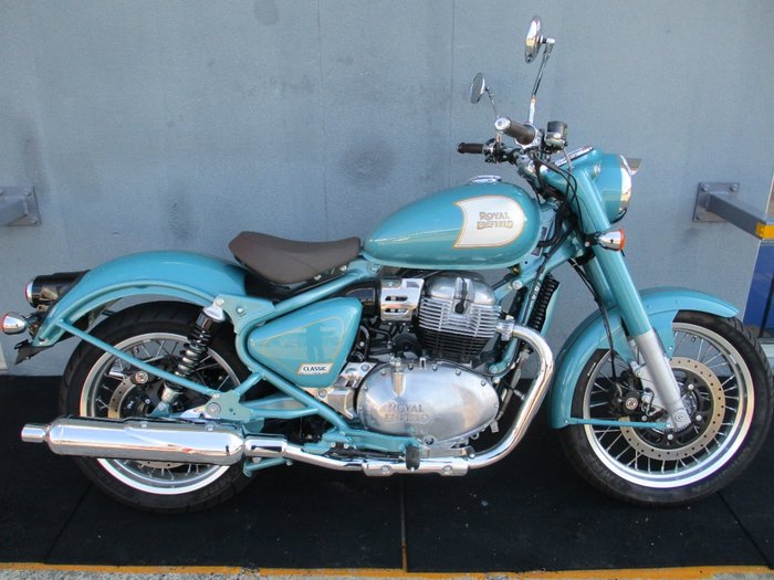 2025 ROYAL ENFIELD (SEE ALSO ENFIEL CLASSIC 650 BLUE