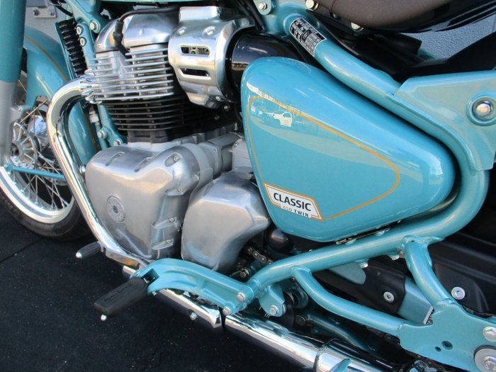 2025 ROYAL ENFIELD (SEE ALSO ENFIEL CLASSIC 650 BLUE