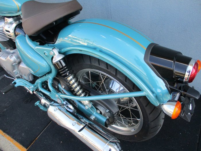 2025 ROYAL ENFIELD (SEE ALSO ENFIEL CLASSIC 650 BLUE