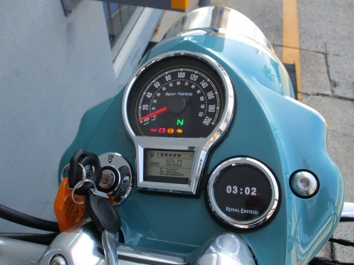 2025 ROYAL ENFIELD (SEE ALSO ENFIEL CLASSIC 650 BLUE