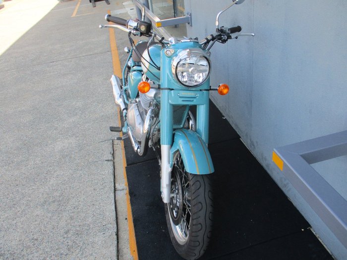2025 ROYAL ENFIELD (SEE ALSO ENFIEL CLASSIC 650 BLUE
