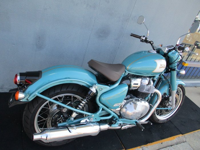 2025 ROYAL ENFIELD (SEE ALSO ENFIEL CLASSIC 650 BLUE