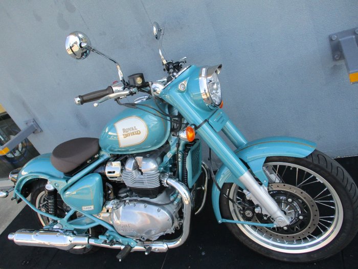 2025 ROYAL ENFIELD (SEE ALSO ENFIEL CLASSIC 650 BLUE