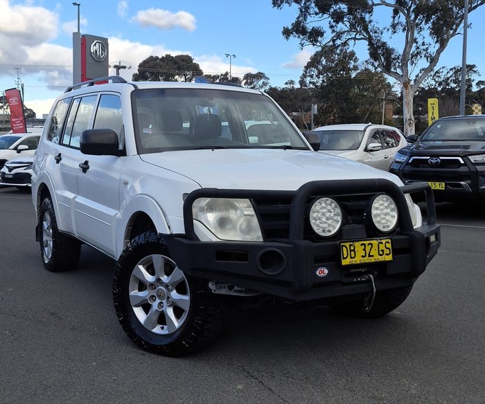 2012 Mitsubishi Pajero