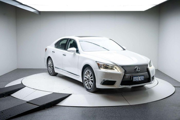 2017 Lexus LS