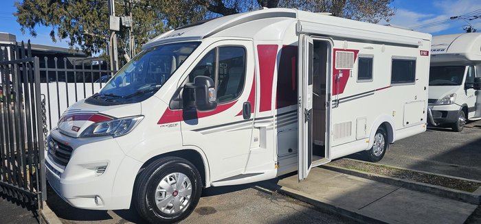 2018 Avida Eyre
