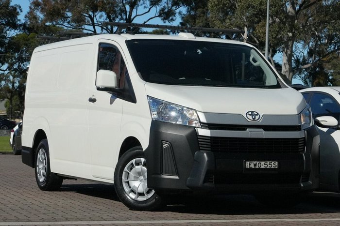 2022 Toyota Hiace