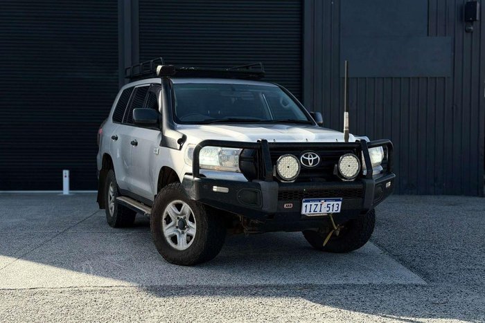 2016 Toyota Landcruiser