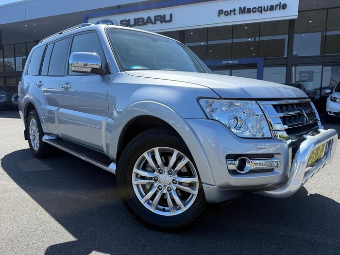 2016 Mitsubishi Pajero