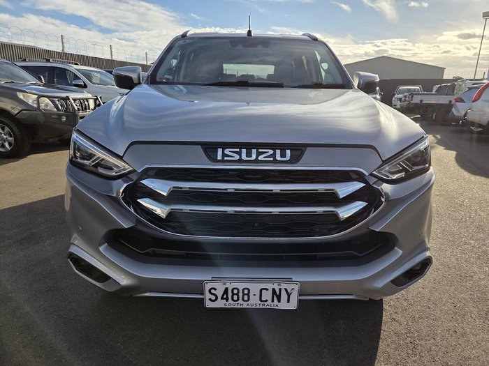 2021 Isuzu MU-X LS-T