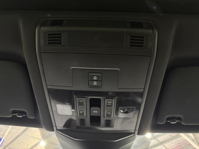 2023 Volkswagen T-Roc 140TSI R-Line